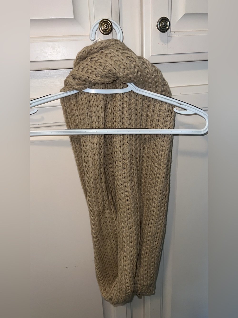Daisy Fuentes Beige Chunky Knit Infinity Scarf One Size - Picture 2 of 3